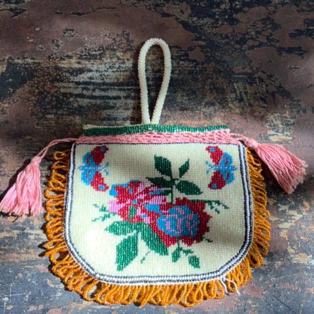 Vintage Tasseled Beaded Floral Bag